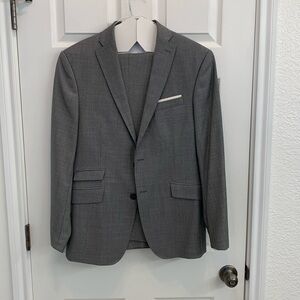 Zara Mens suit - grey check pattern